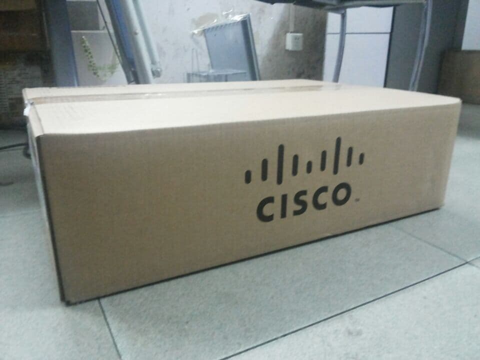 100_ CISCO network switches WS_C3850_24P_E